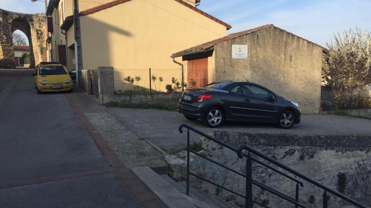 Le Charles IX Roussillon (Isere) Exterior foto